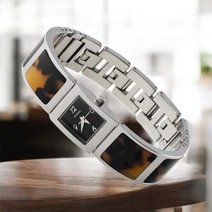 Fossil F2 Women’s Watch – Silver Tone & Tortoiseshell Bracelet